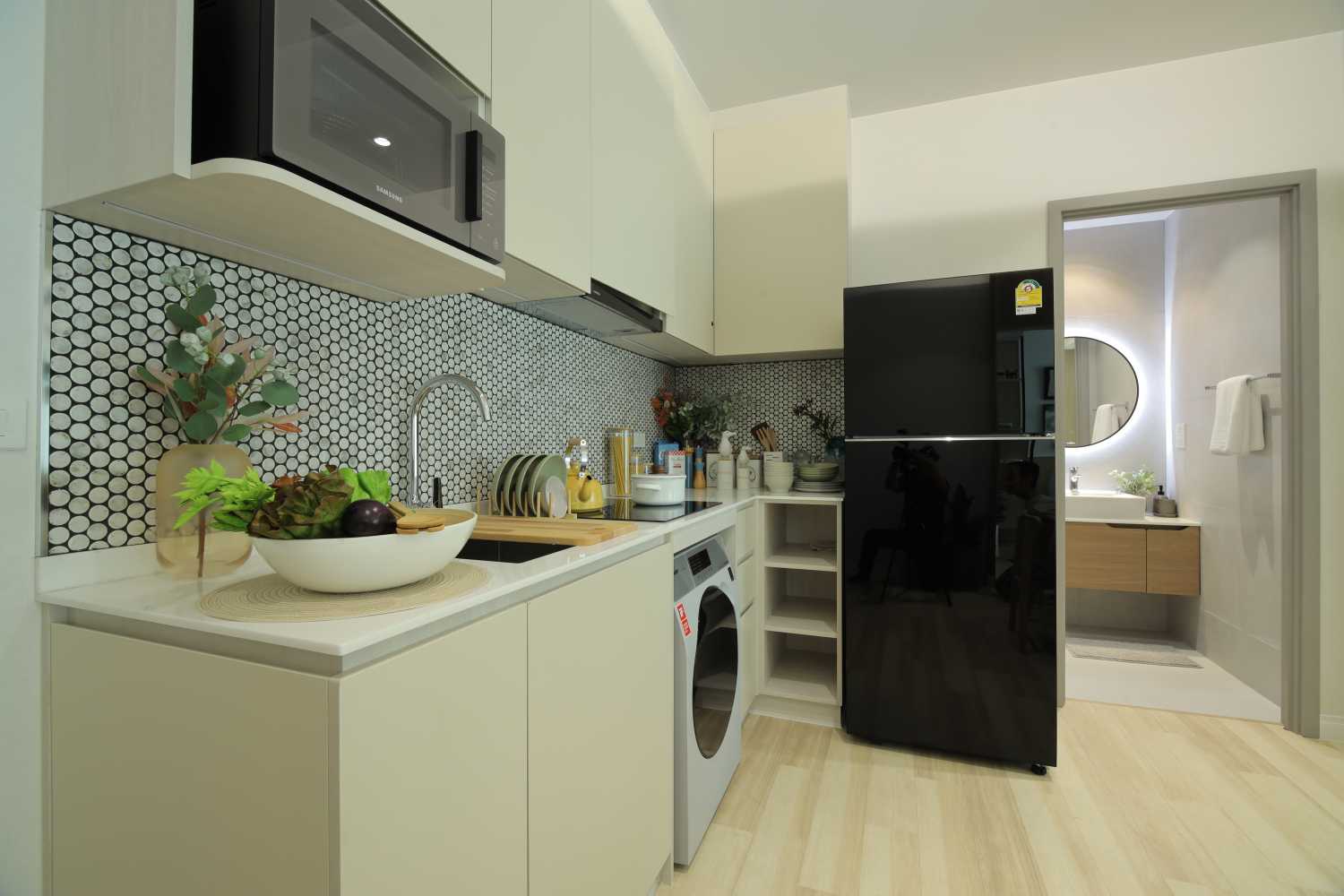 Property image - full photo 9