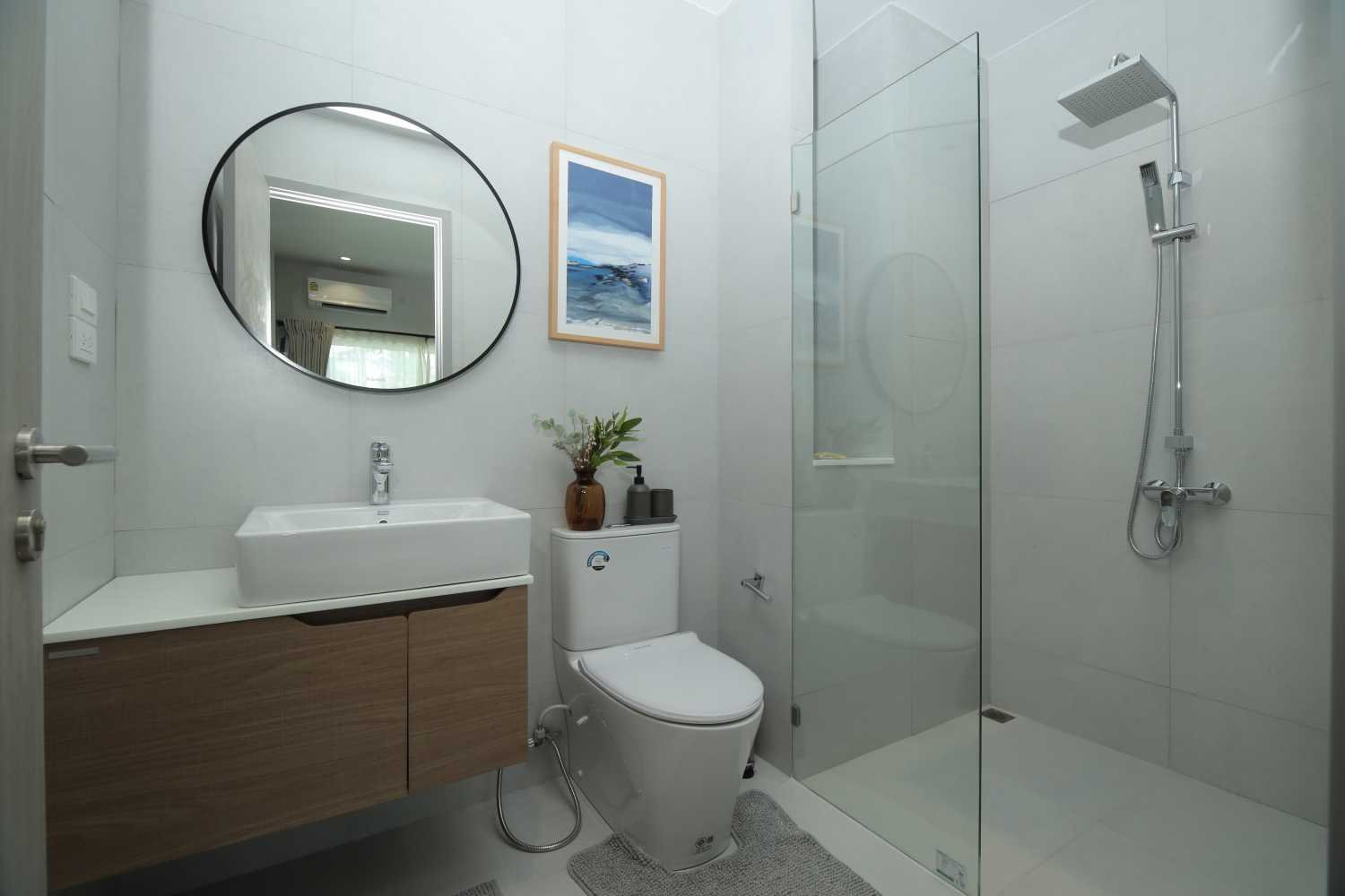 Property image - full photo 7