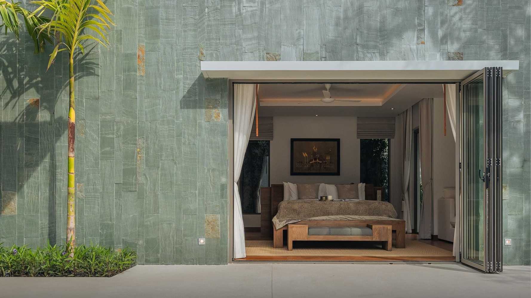 Property image - full photo 4
