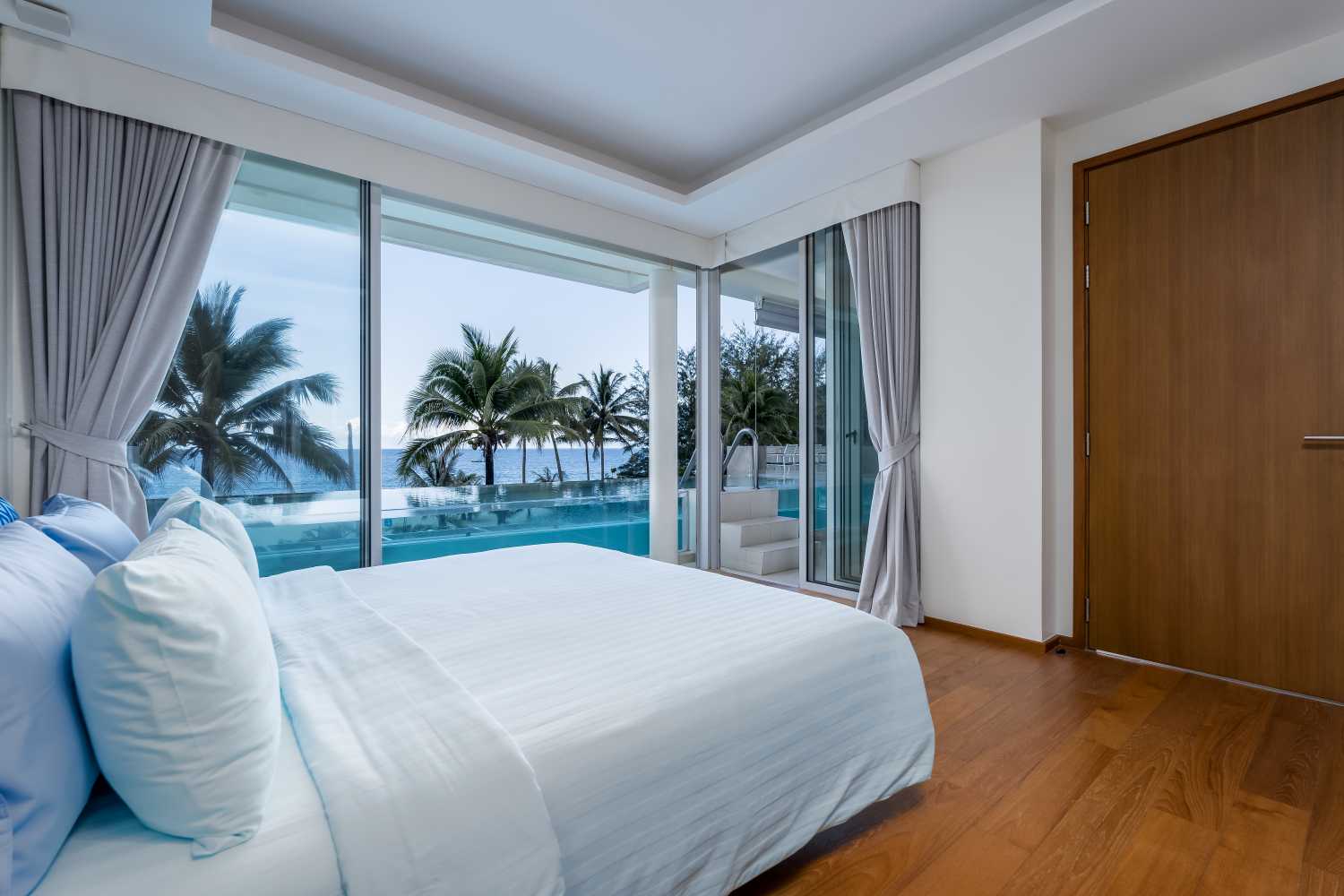 Property image - full photo 7
