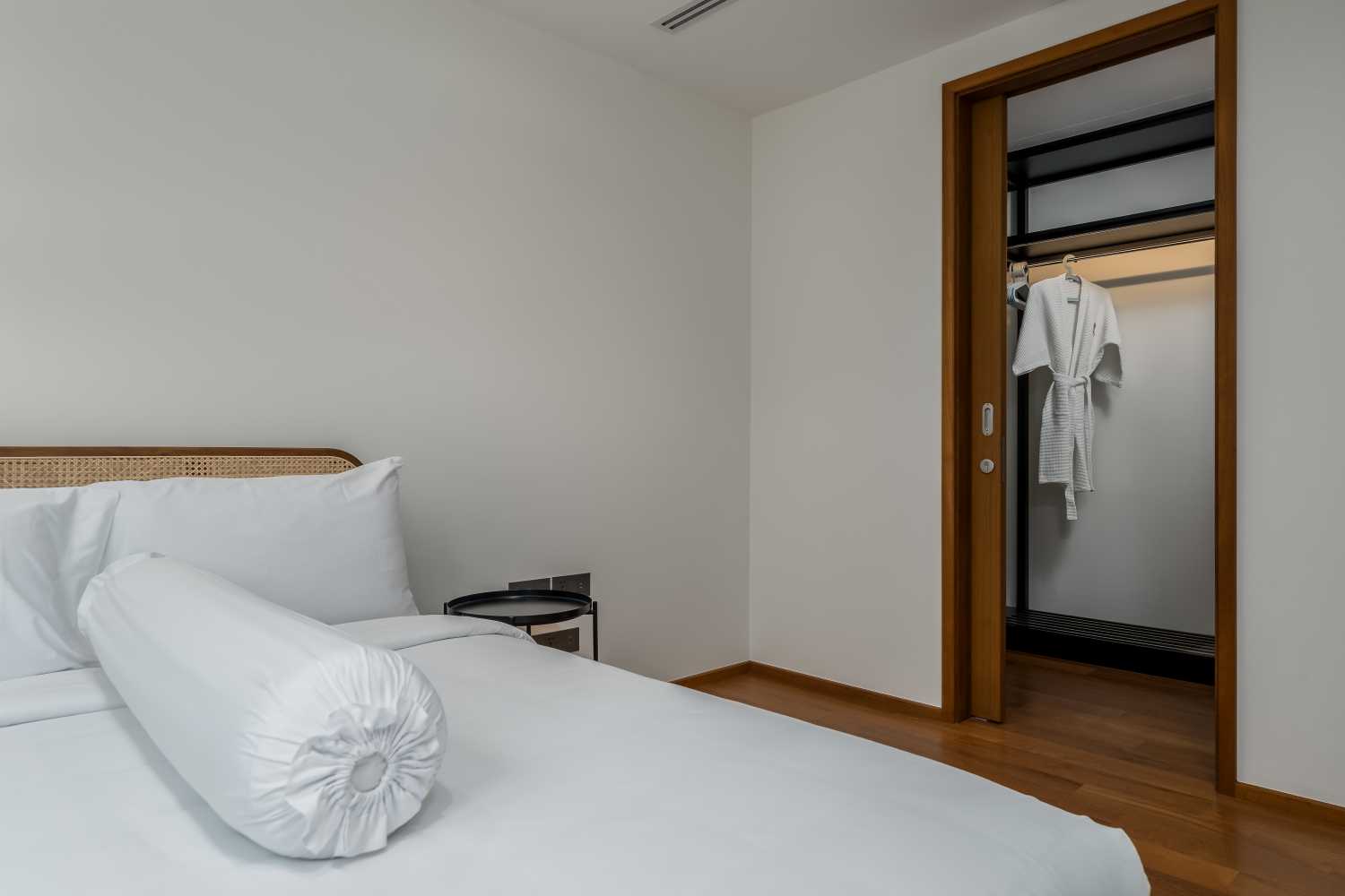 Property image - full photo 27