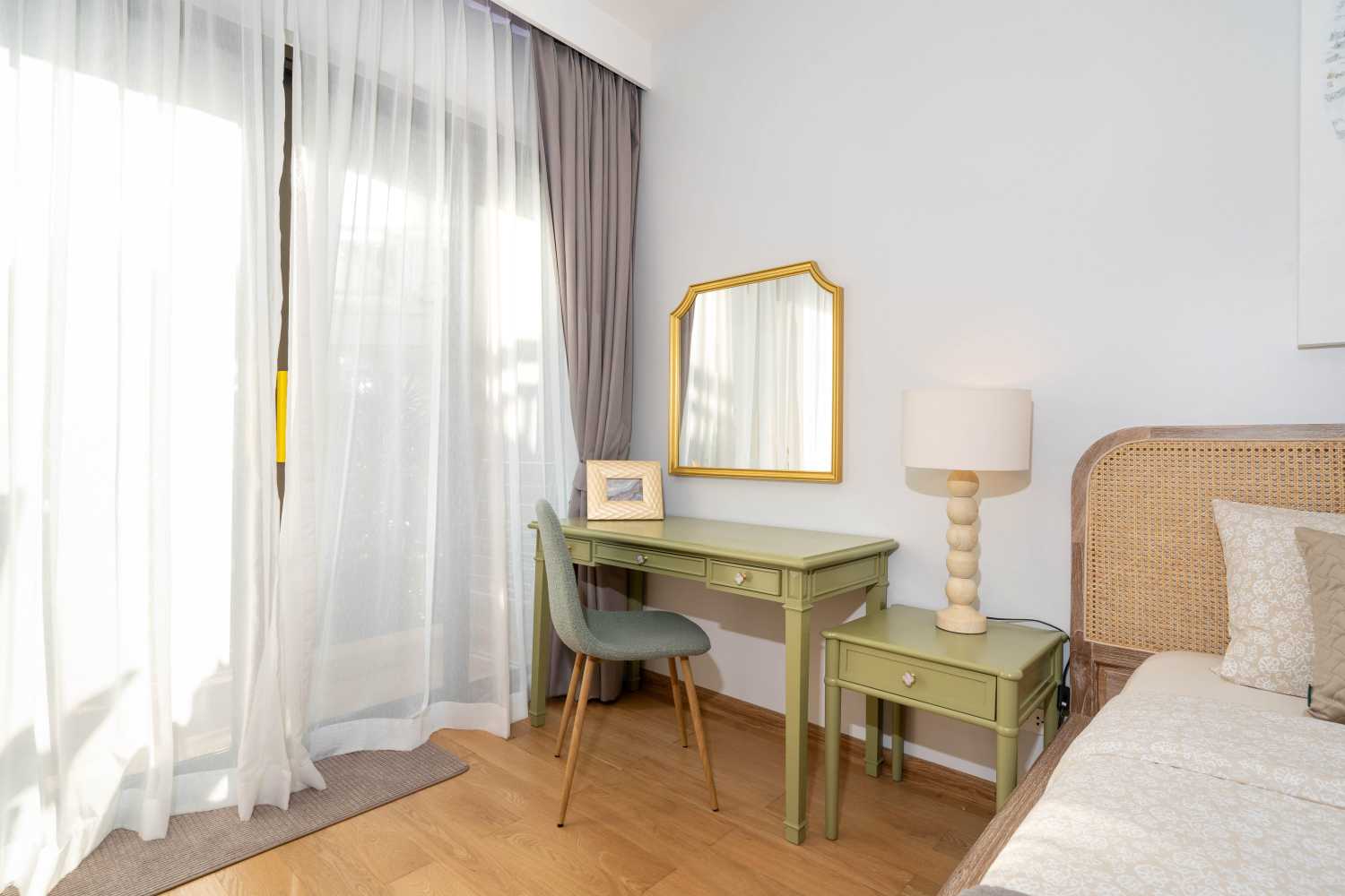 Property image - full photo 11