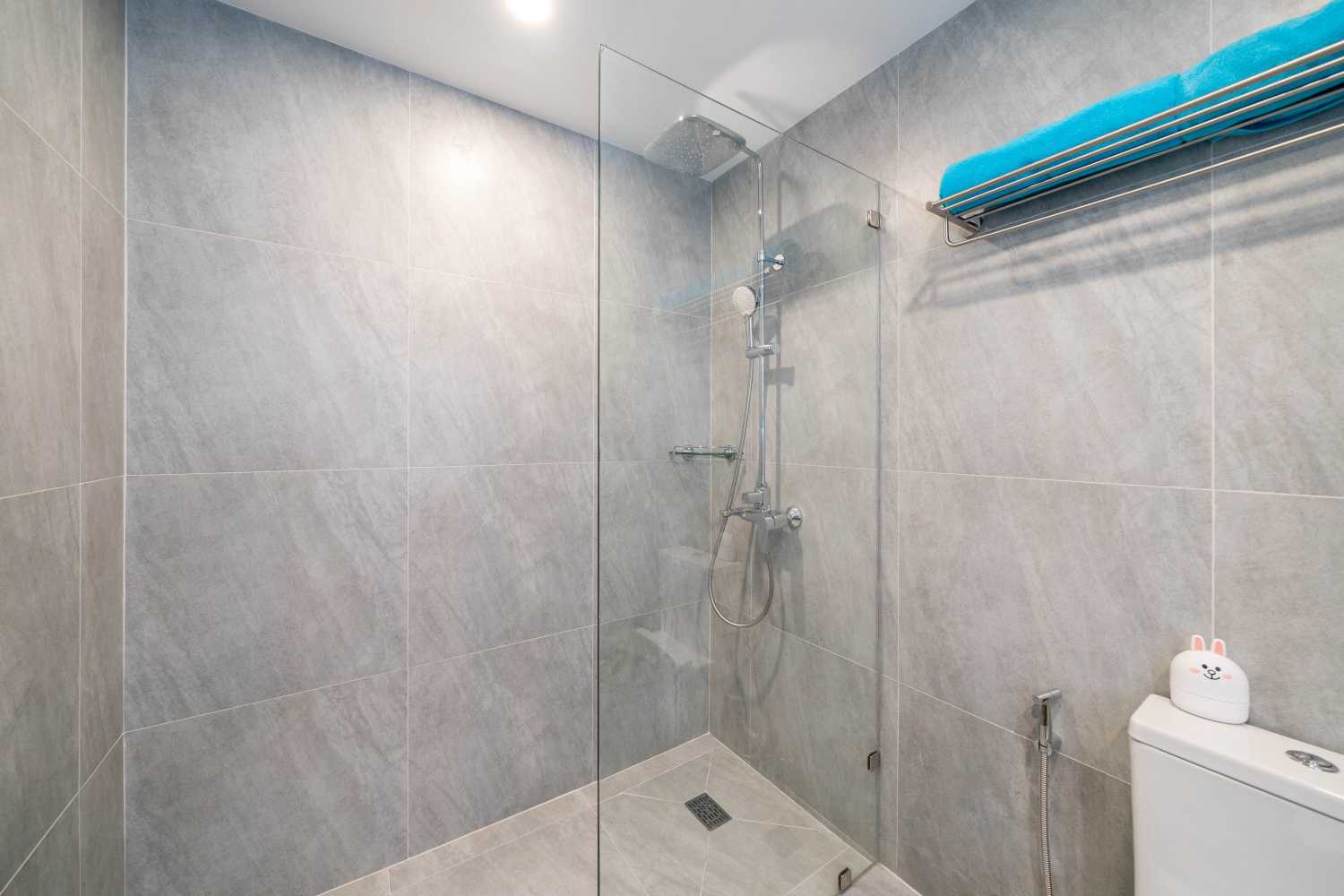 Property image - full photo 21