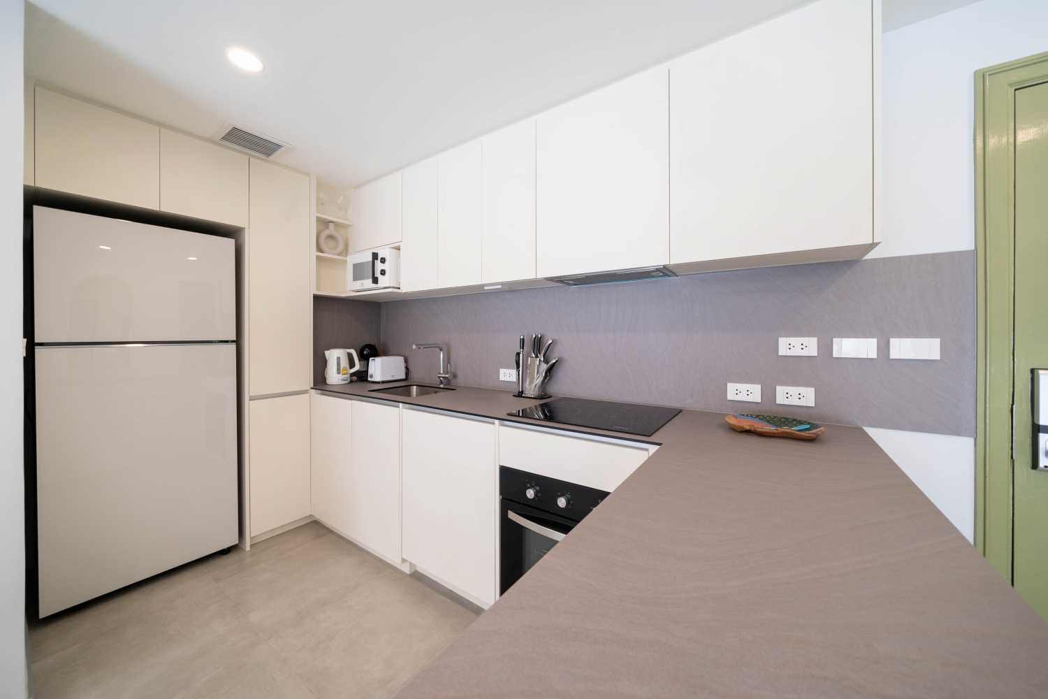 Property image - full photo 7