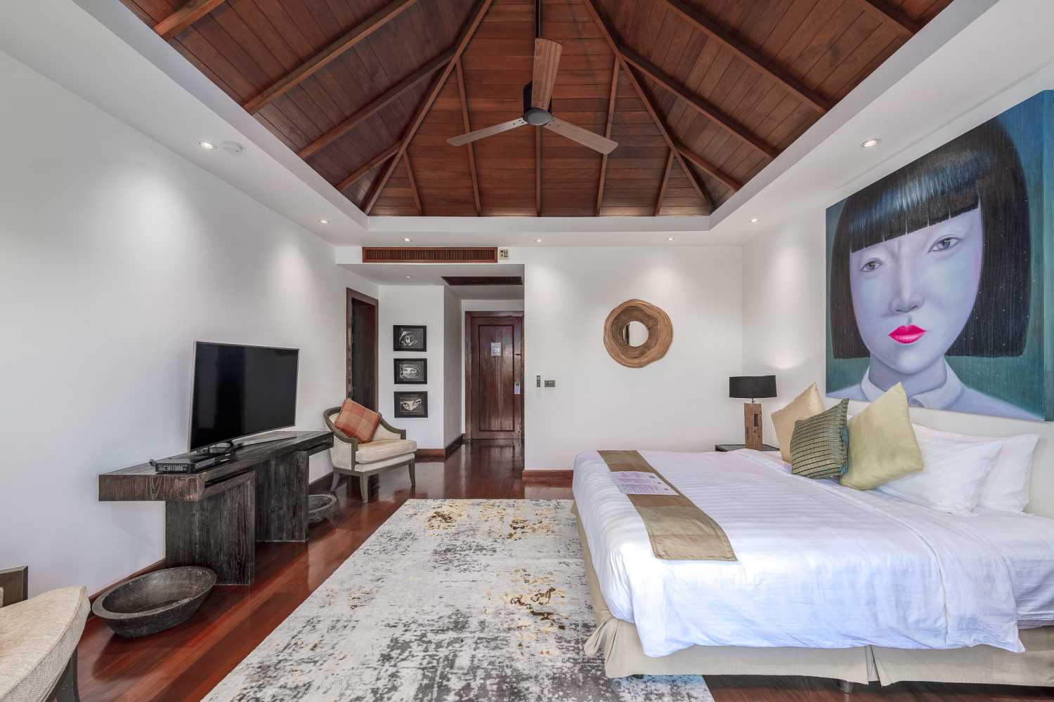 Property image - full photo 14