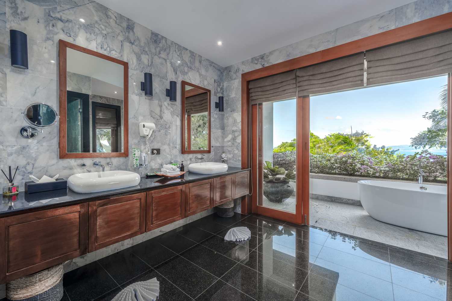 Property image - full photo 17
