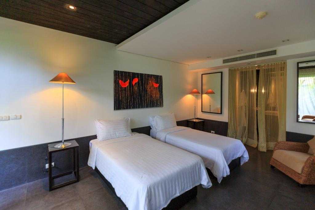 Property image - full photo 18