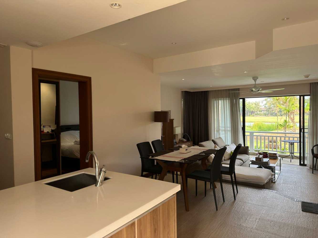 Property image - full photo 5
