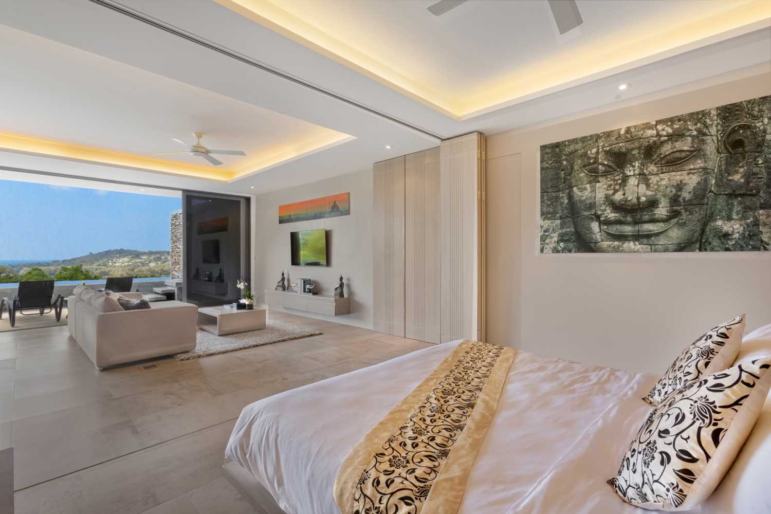 Property image - full photo 15