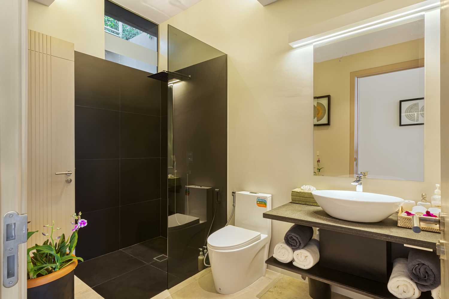 Property image - full photo 26