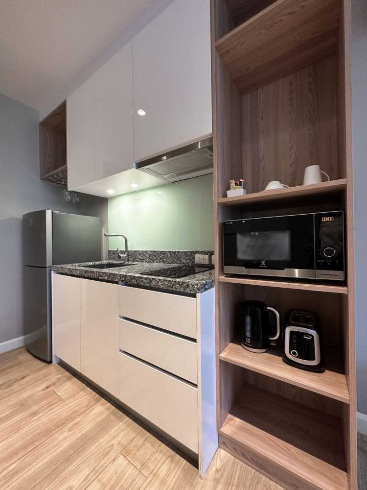 Property image - full photo 4