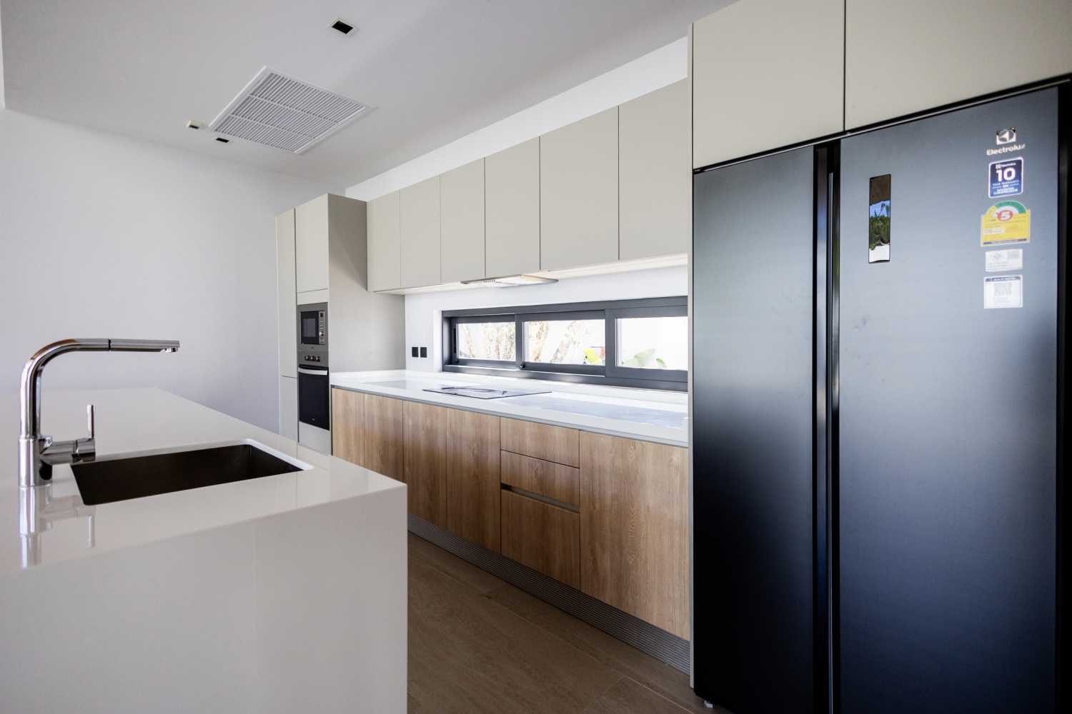 Property image - full photo 23