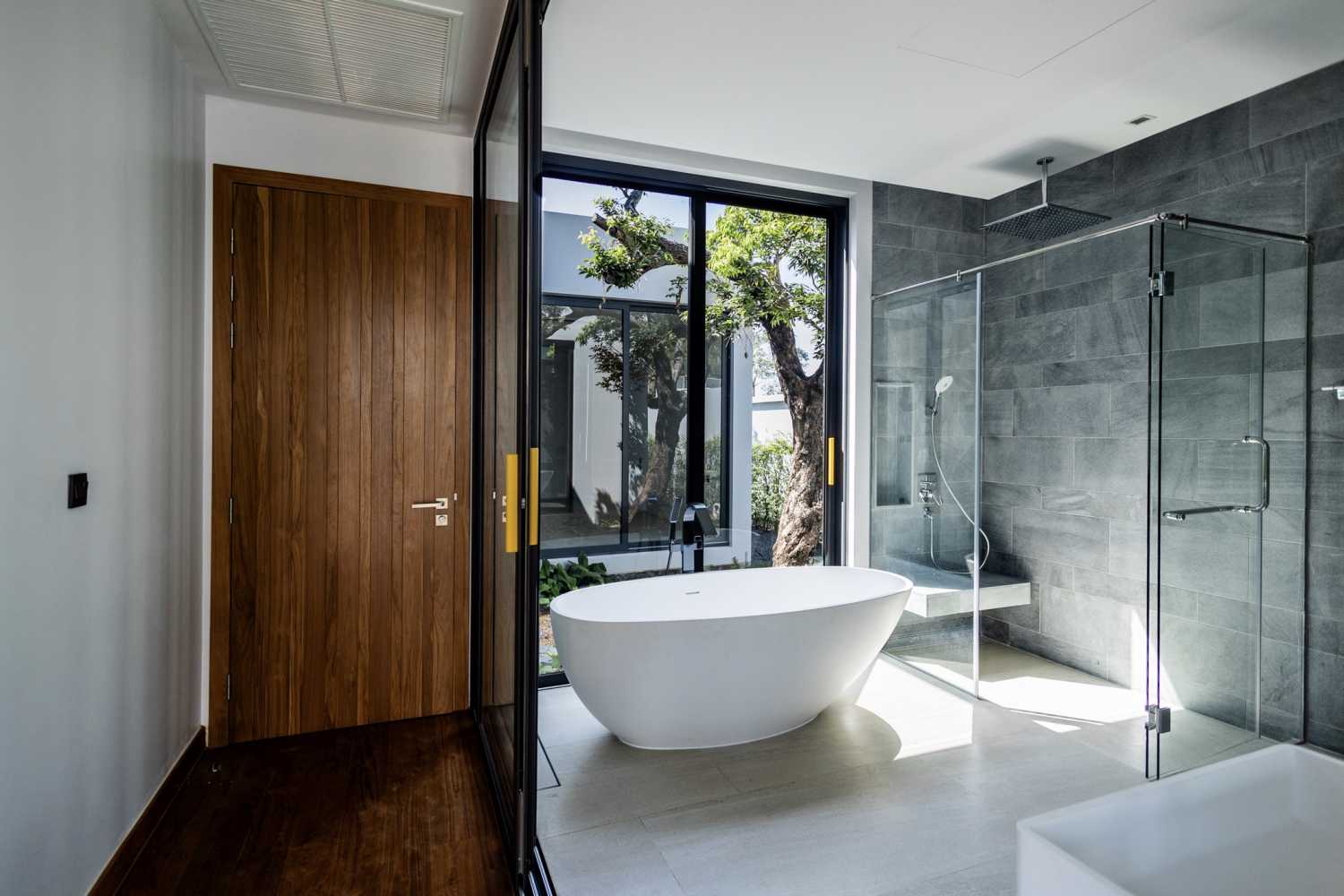 Property image - full photo 43