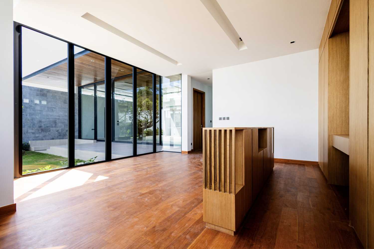 Property image - full photo 42