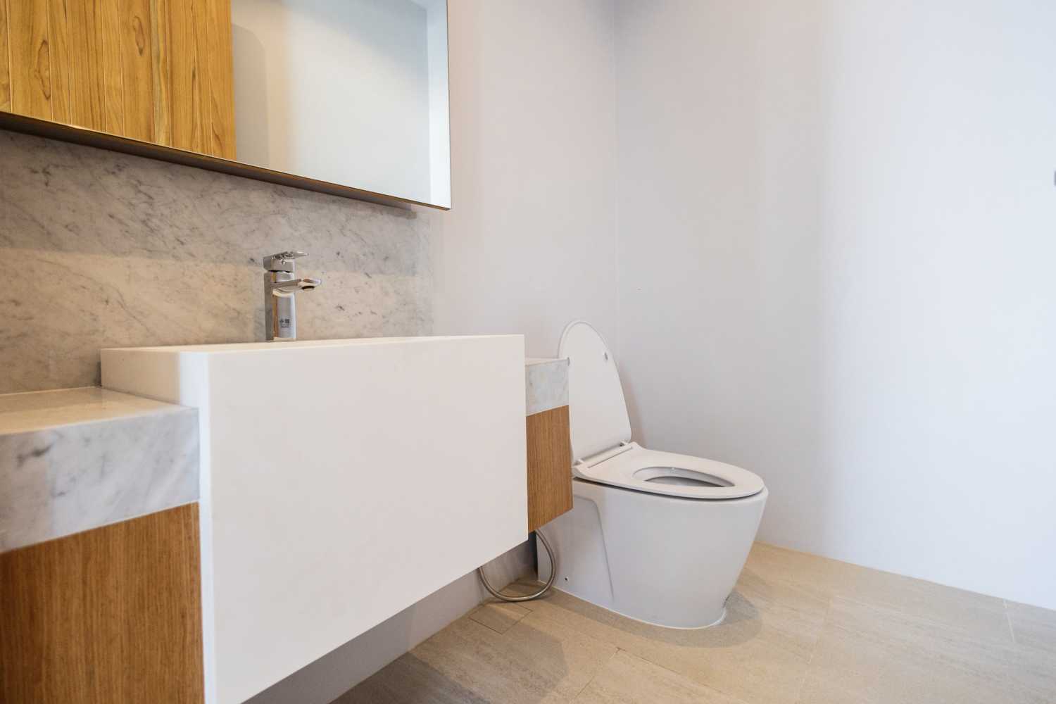 Property image - full photo 27