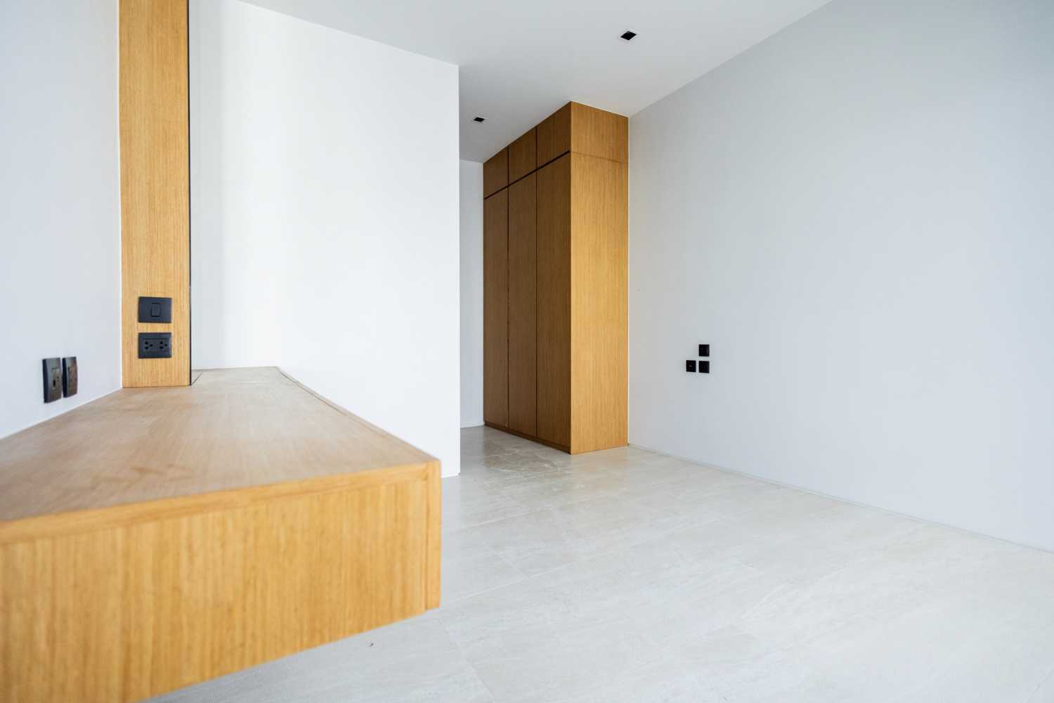 Property image - full photo 28