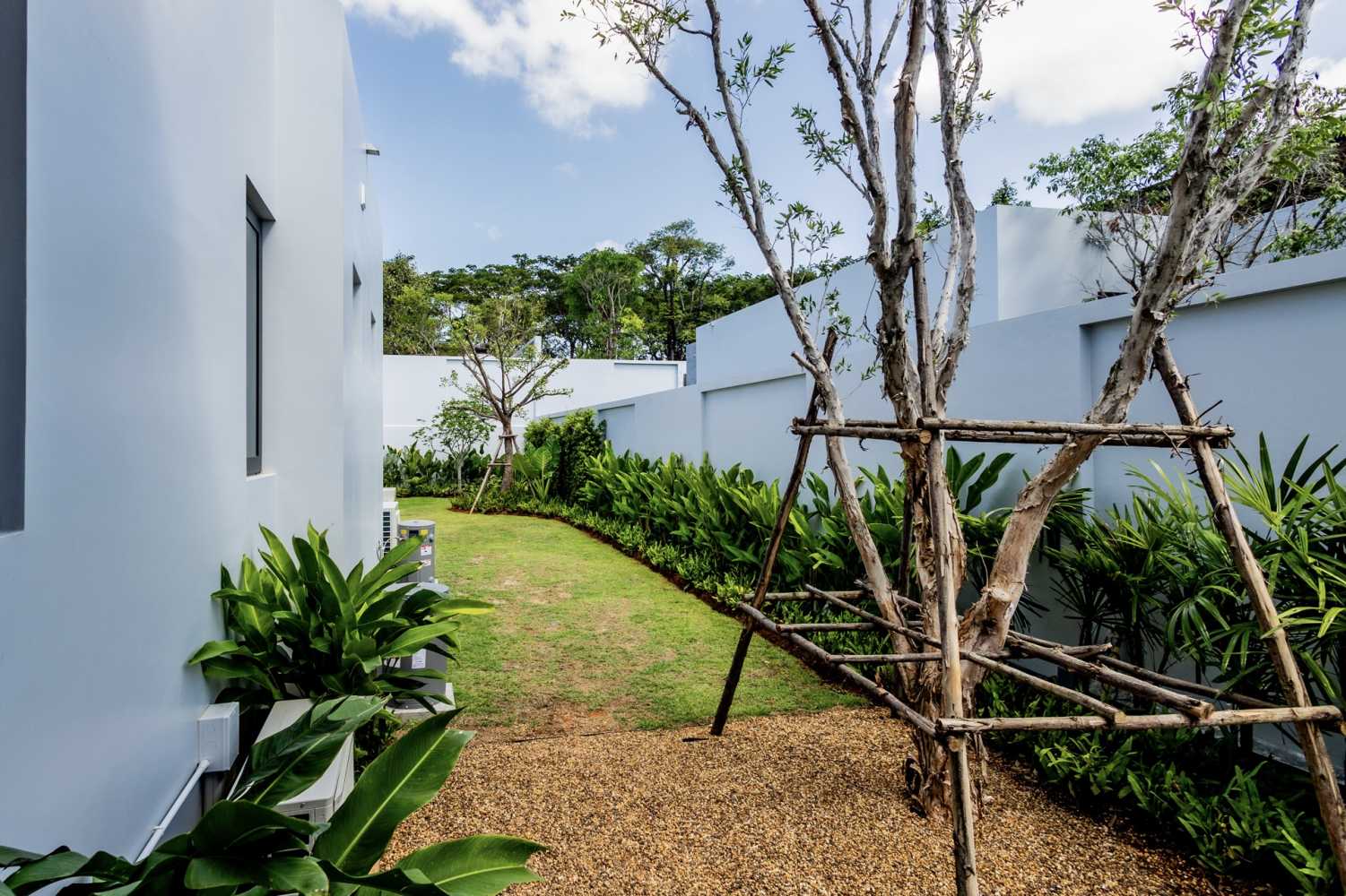 Property image - full photo 65