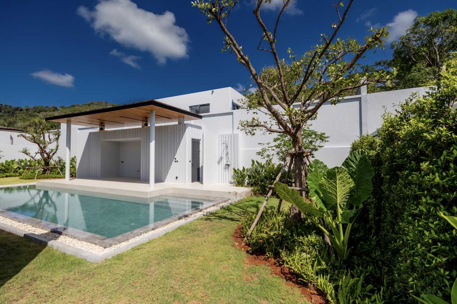 Property image - full photo 15