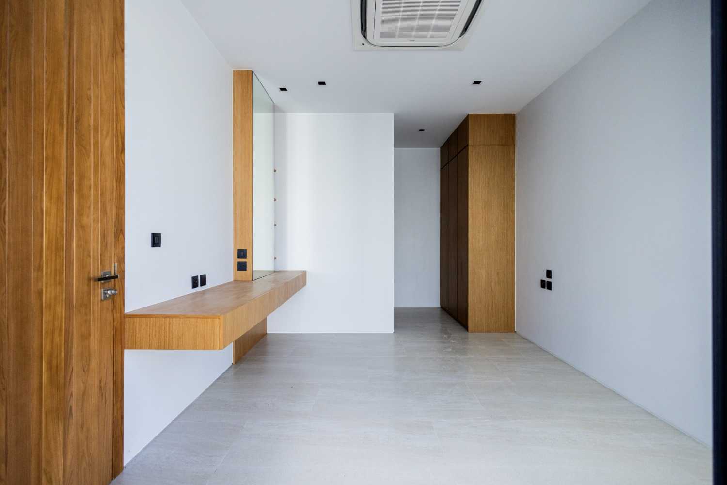 Property image - full photo 30