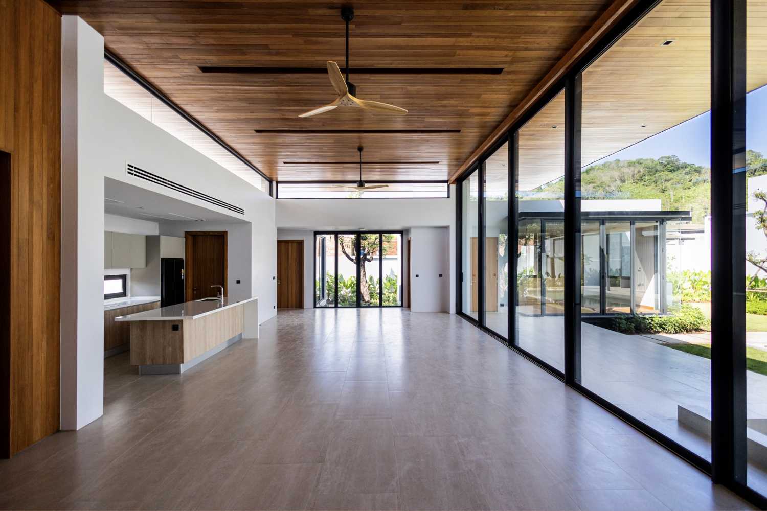 Property image - full photo 20