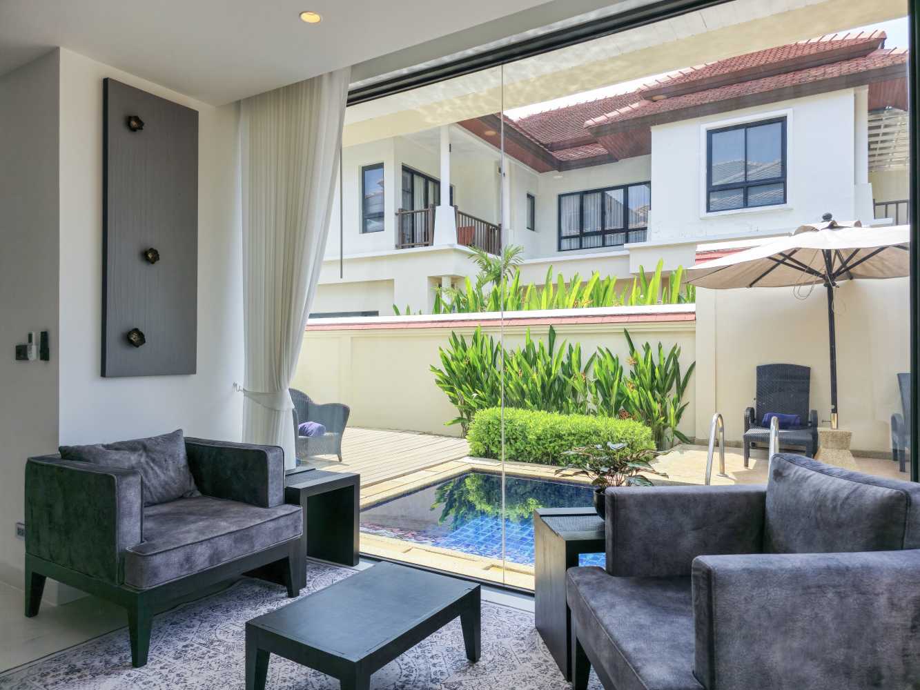 Property image - full photo 4