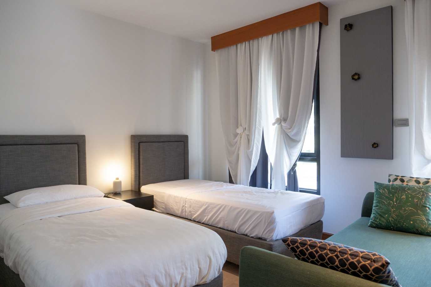 Property image - full photo 27