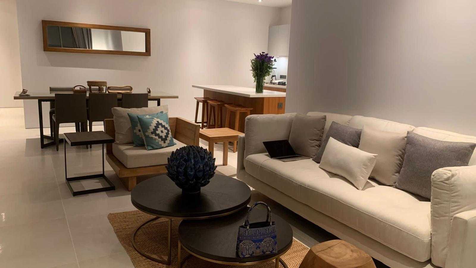 Property image - full photo 2