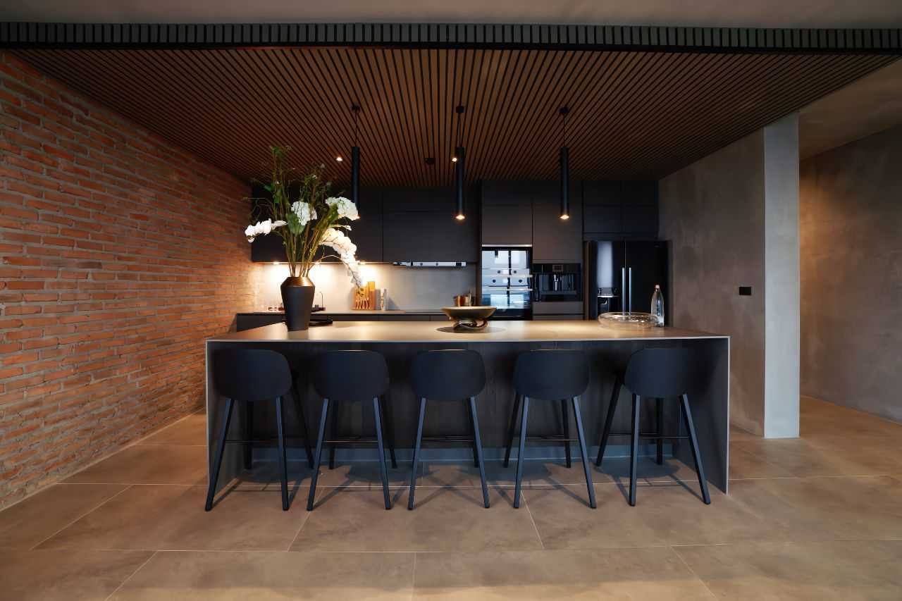 Property image - full photo 4