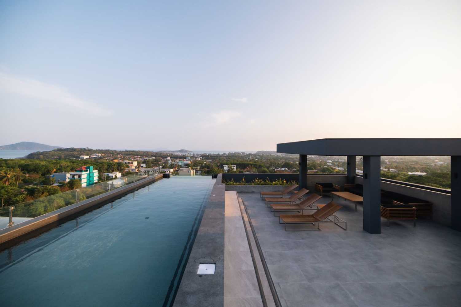 Property image - full photo 2
