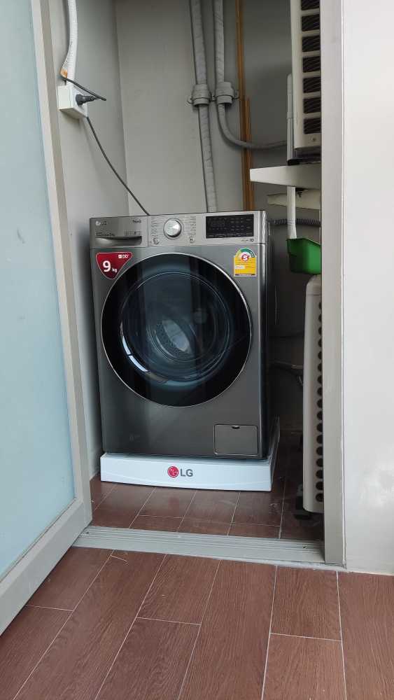Property image - full photo 12
