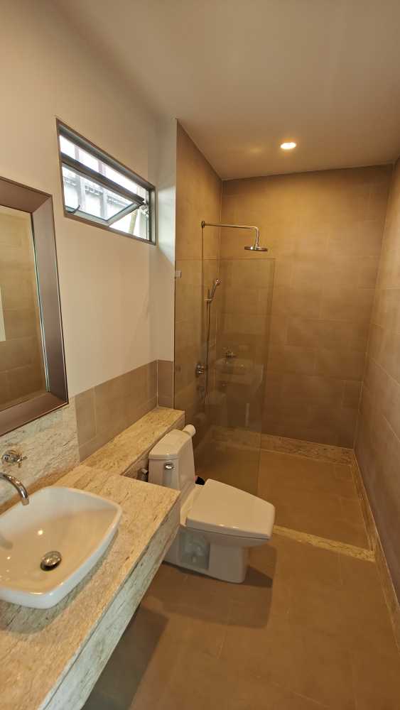 Property image - full photo 23