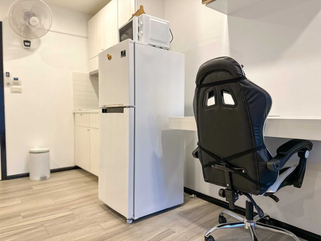 Property image - full photo 7
