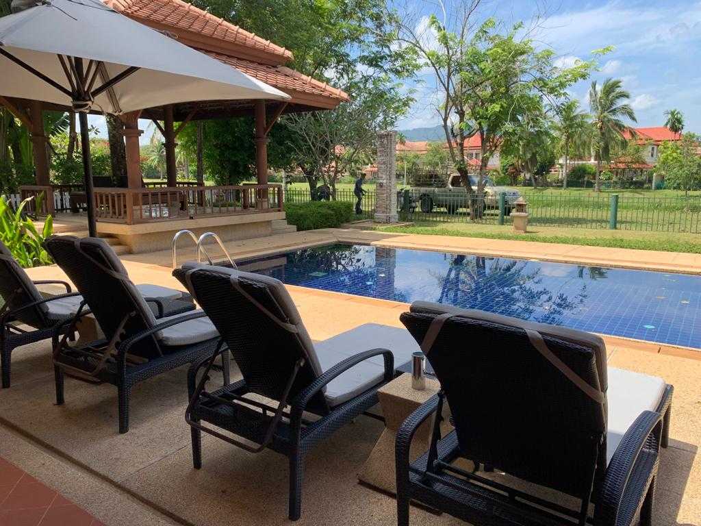 Property image - full photo 4