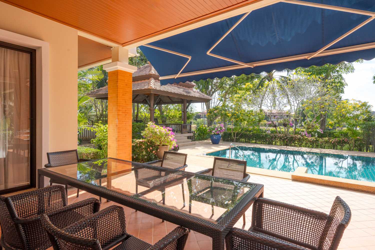 Property image - full photo 5
