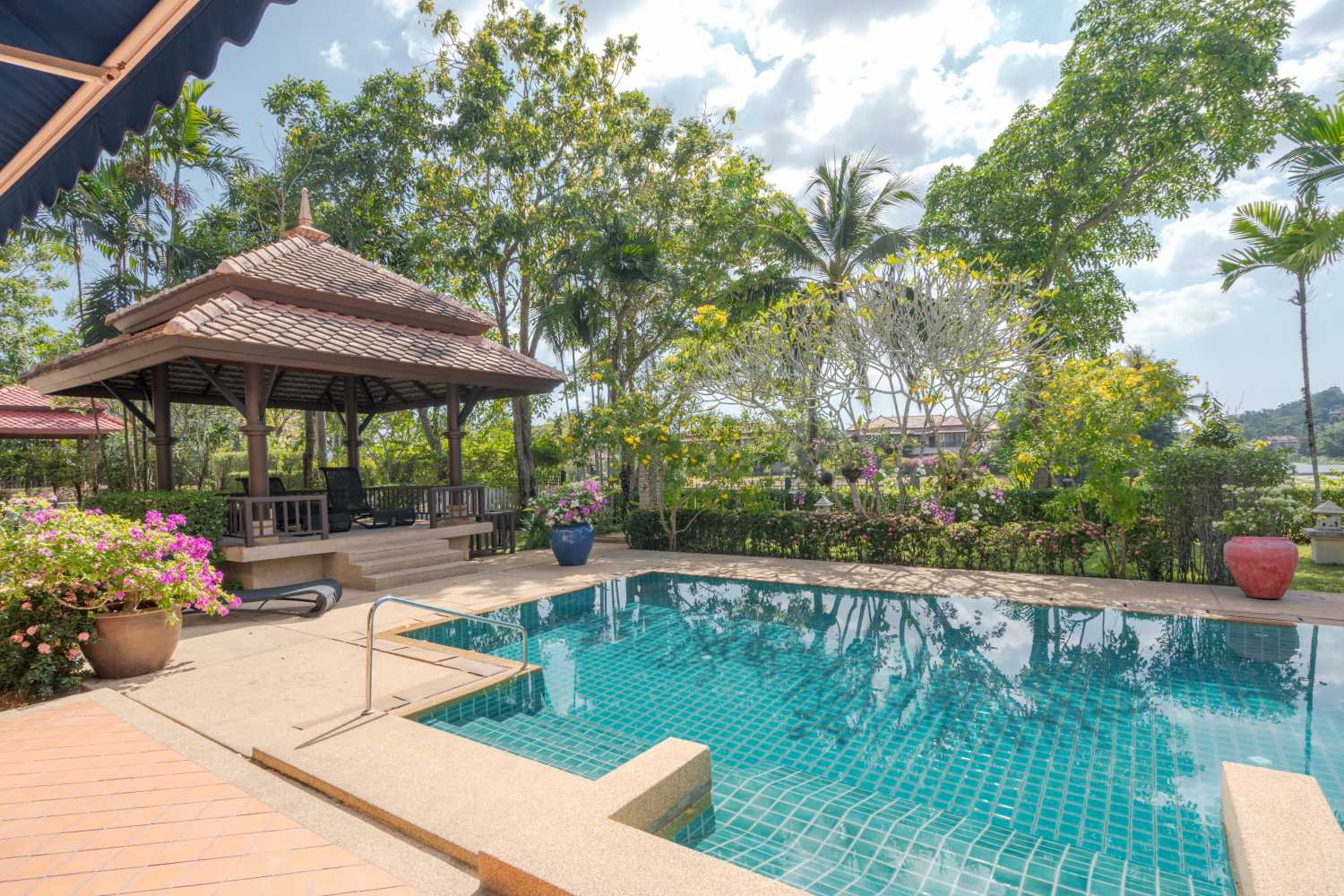 Property image - full photo 22