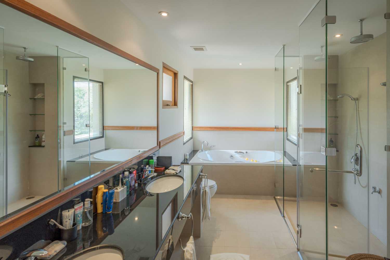 Property image - full photo 20