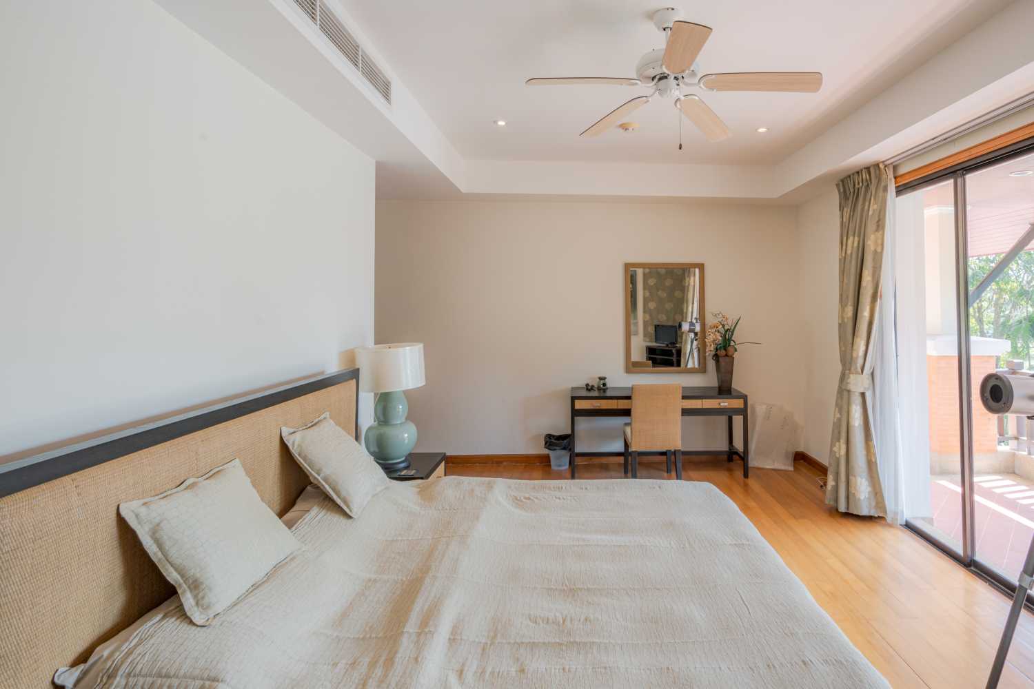 Property image - full photo 19