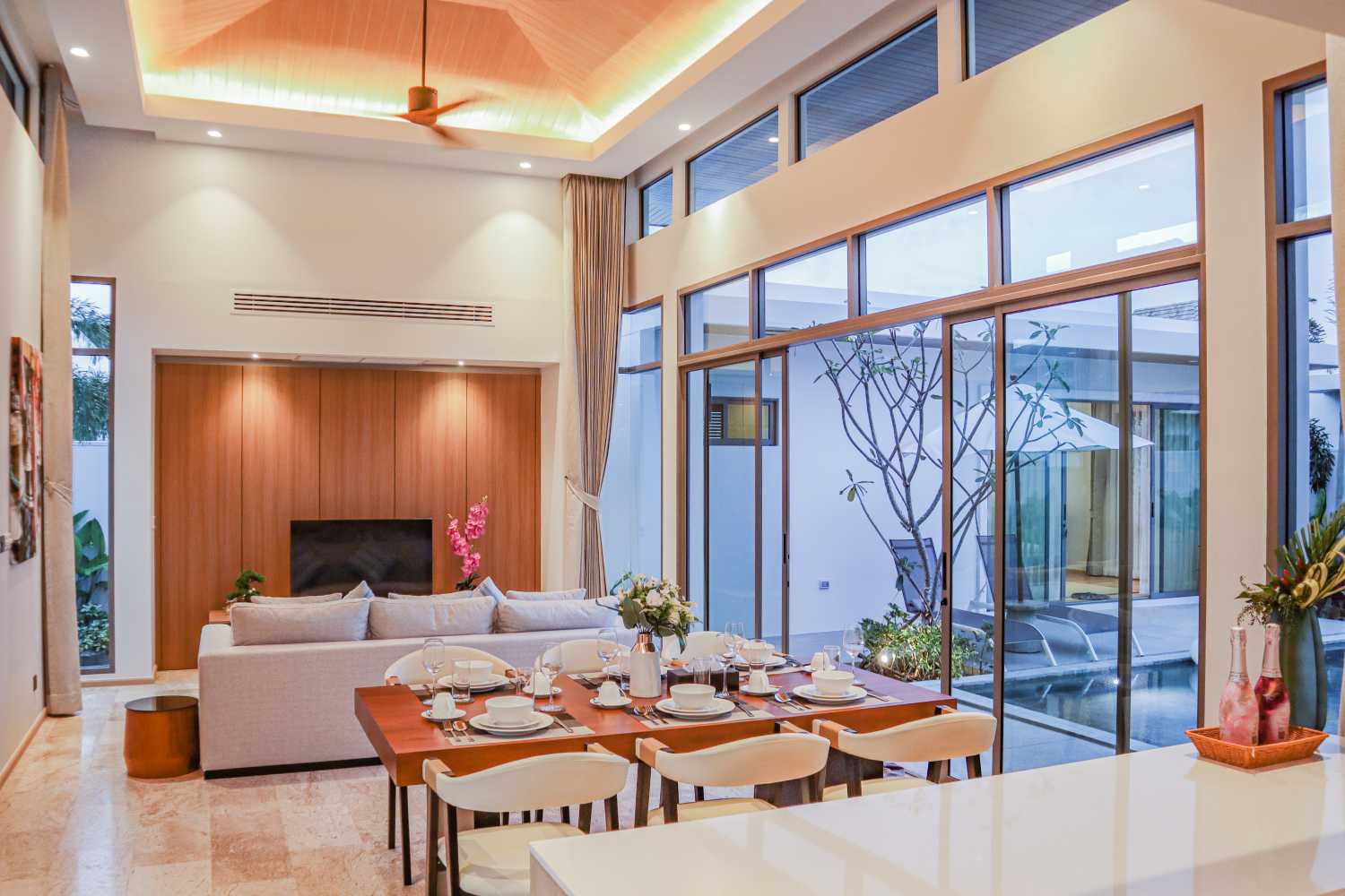 Property image - full photo 14