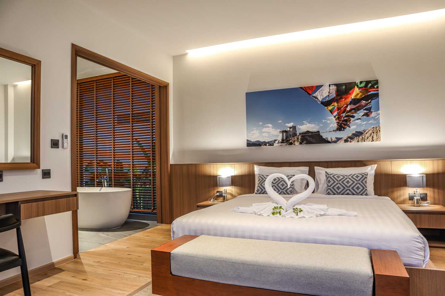 Property image - full photo 2