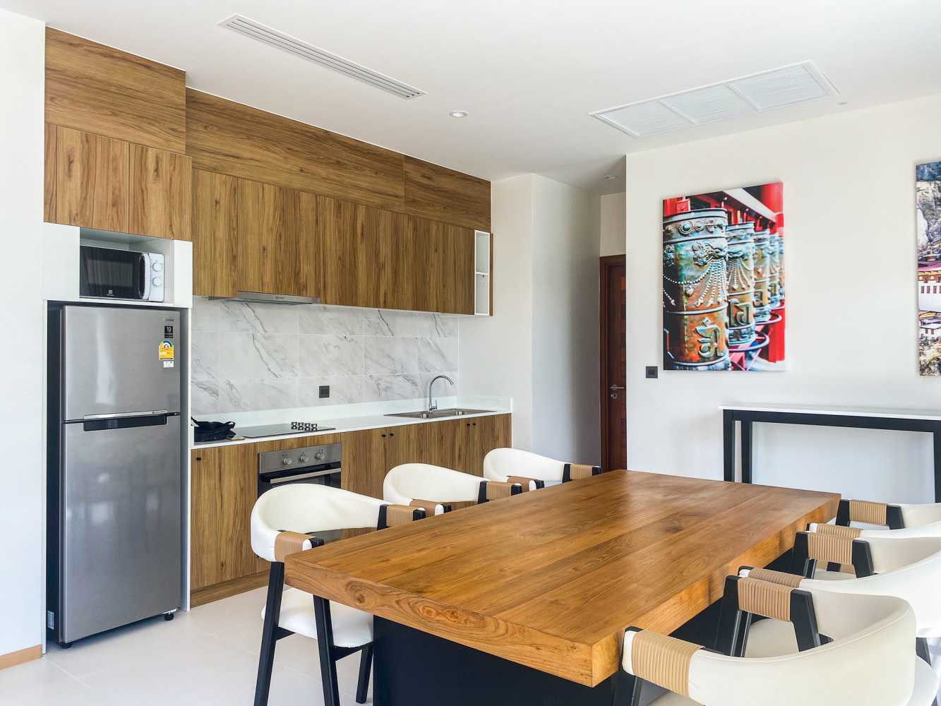 Property image - full photo 5