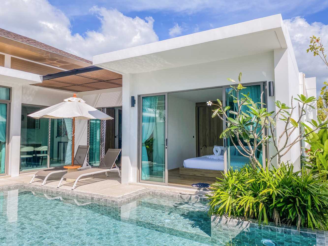Property image - full photo 14