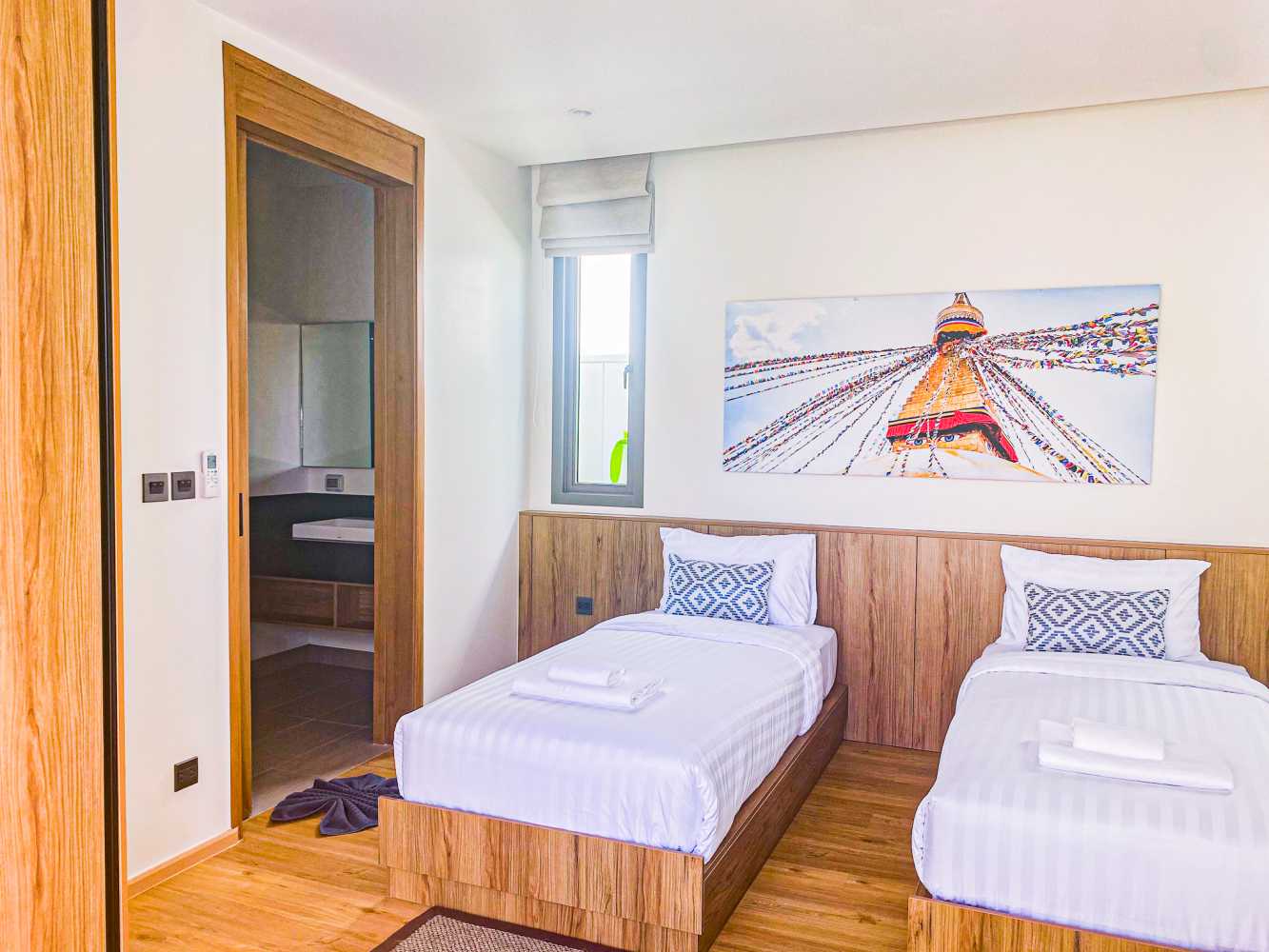 Property image - full photo 8