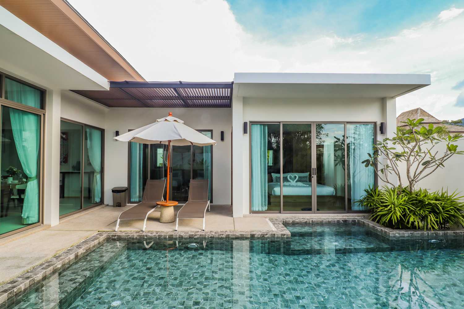 Property image - full photo 20