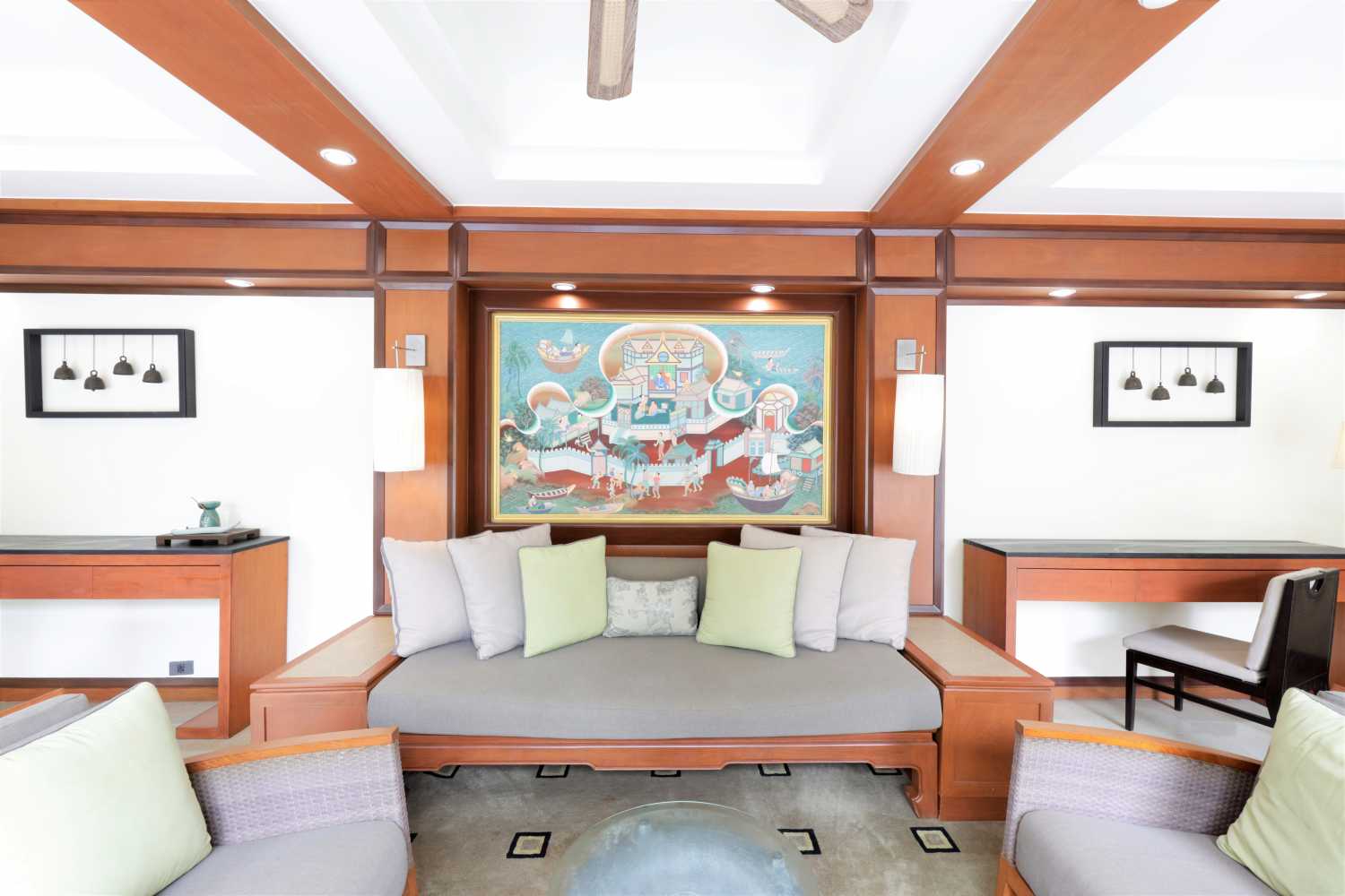 Property image - full photo 2