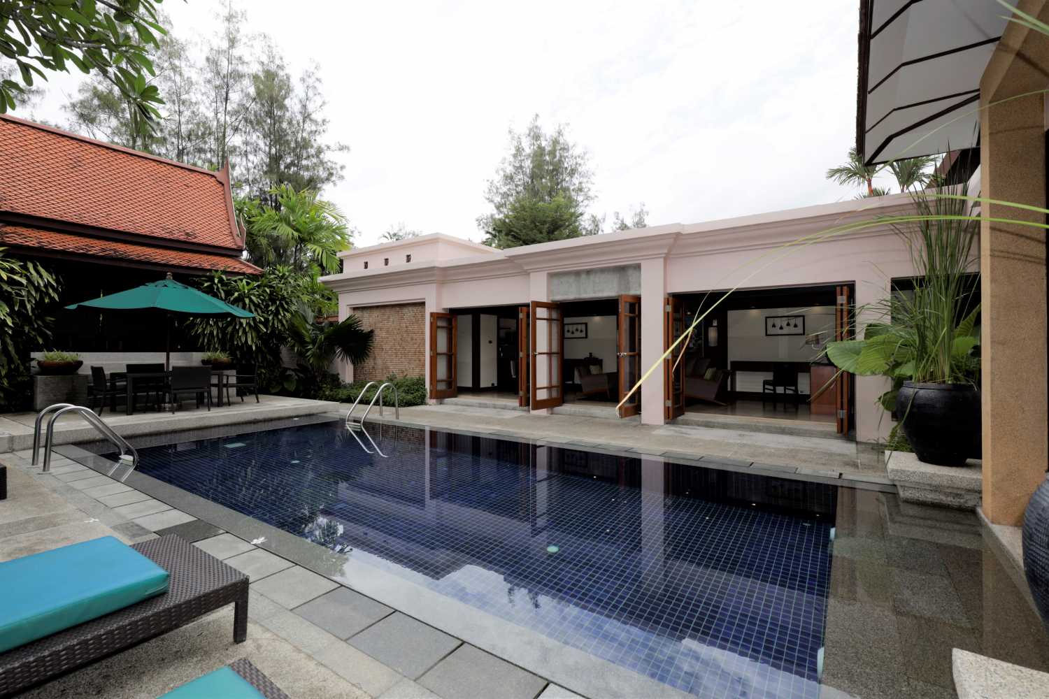 Property image - full photo 18