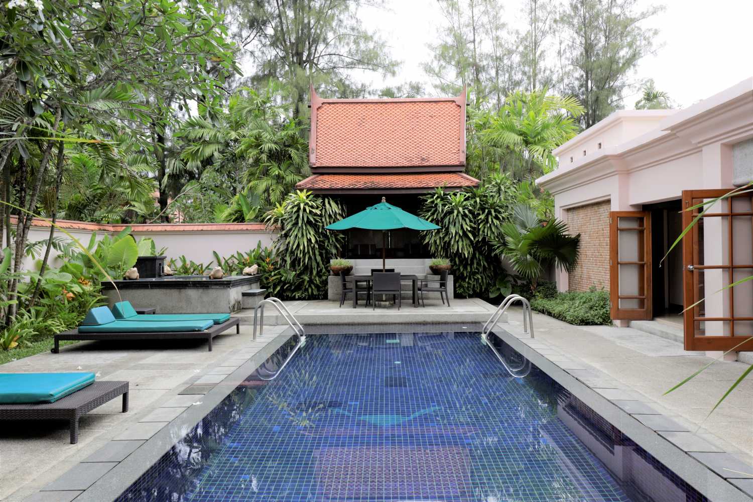 Property image - full photo 1