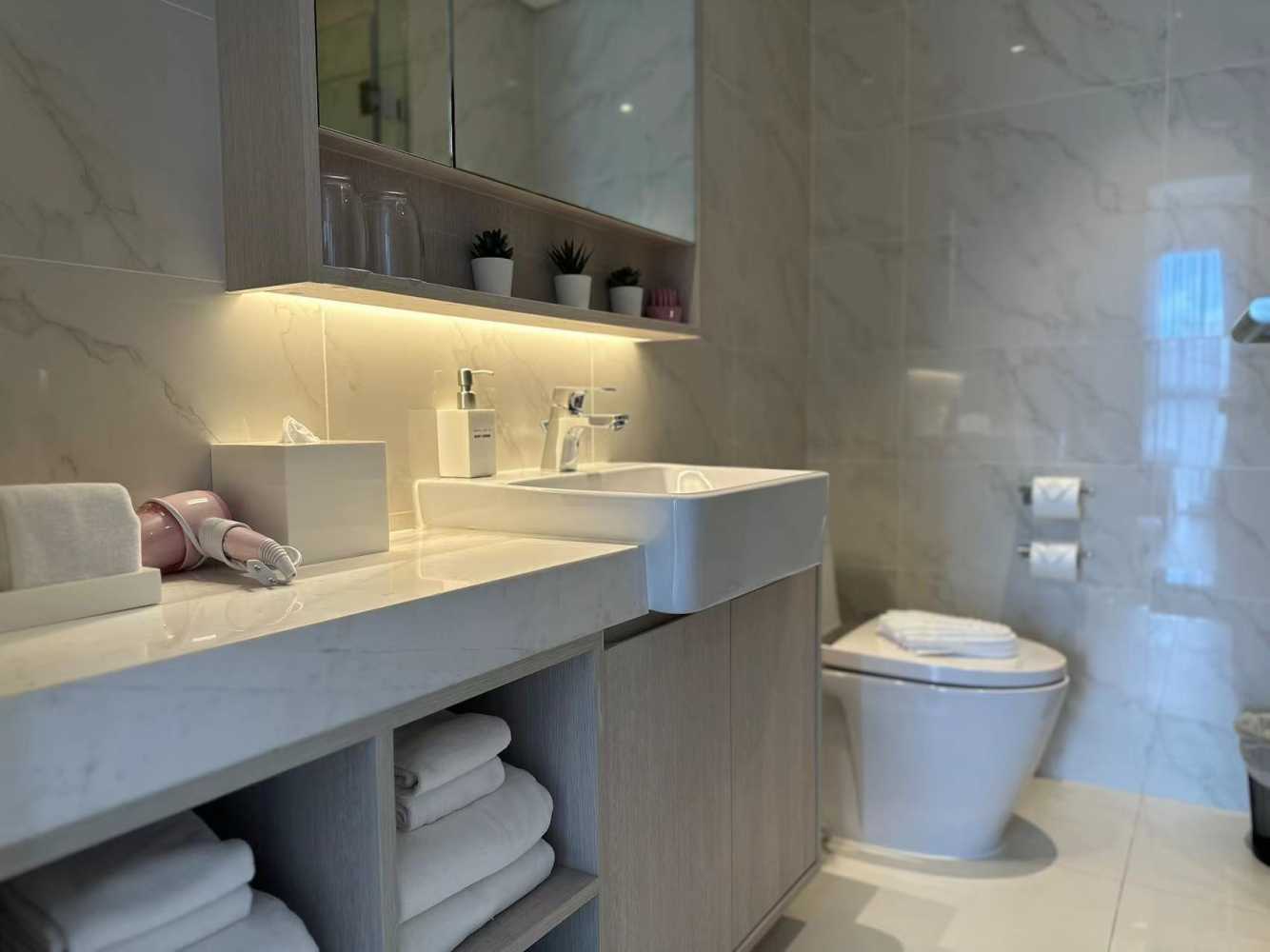 Property image - full photo 7