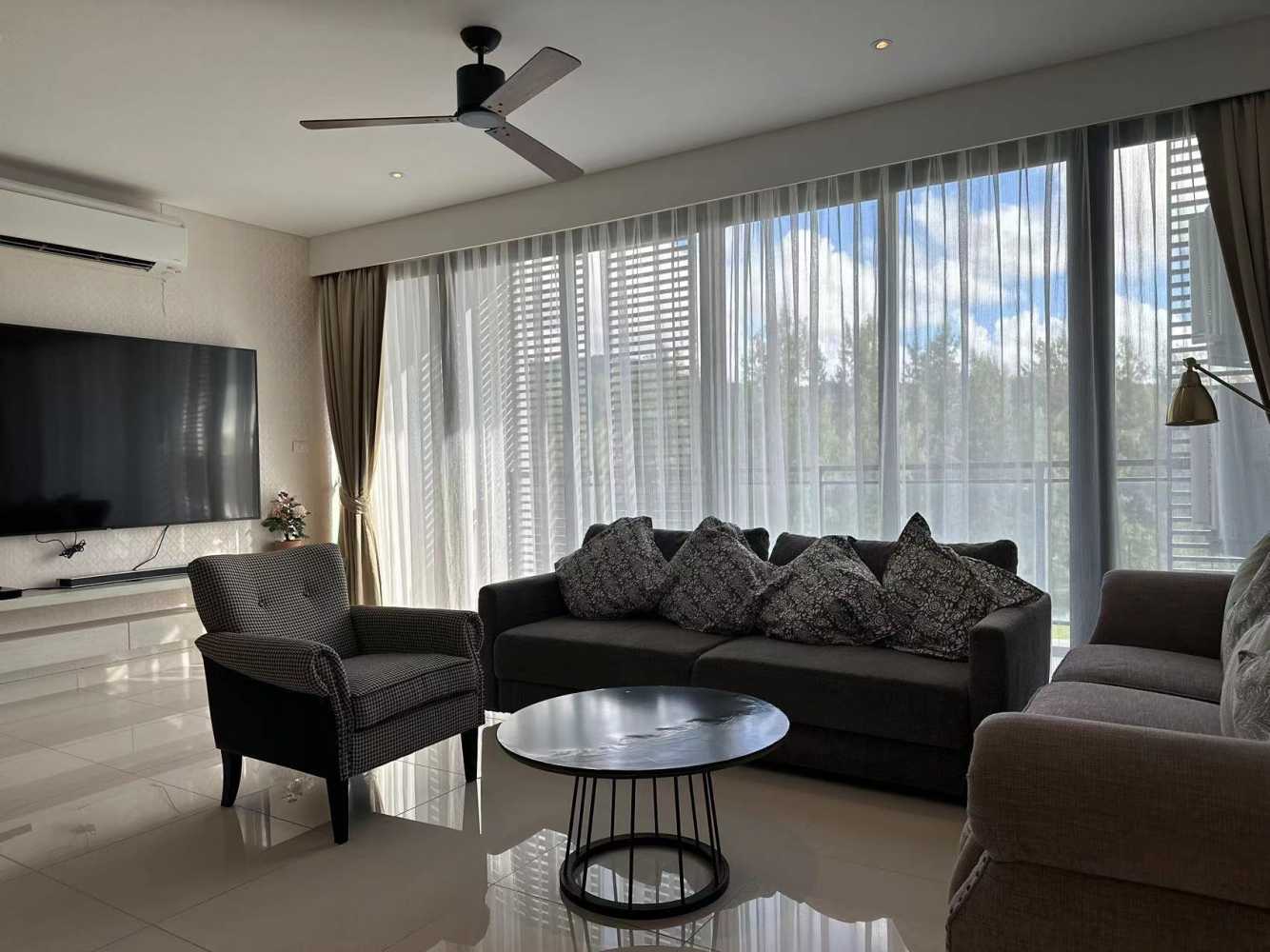 Property image - full photo 12