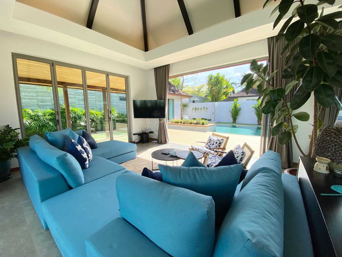 Property image - full photo 5