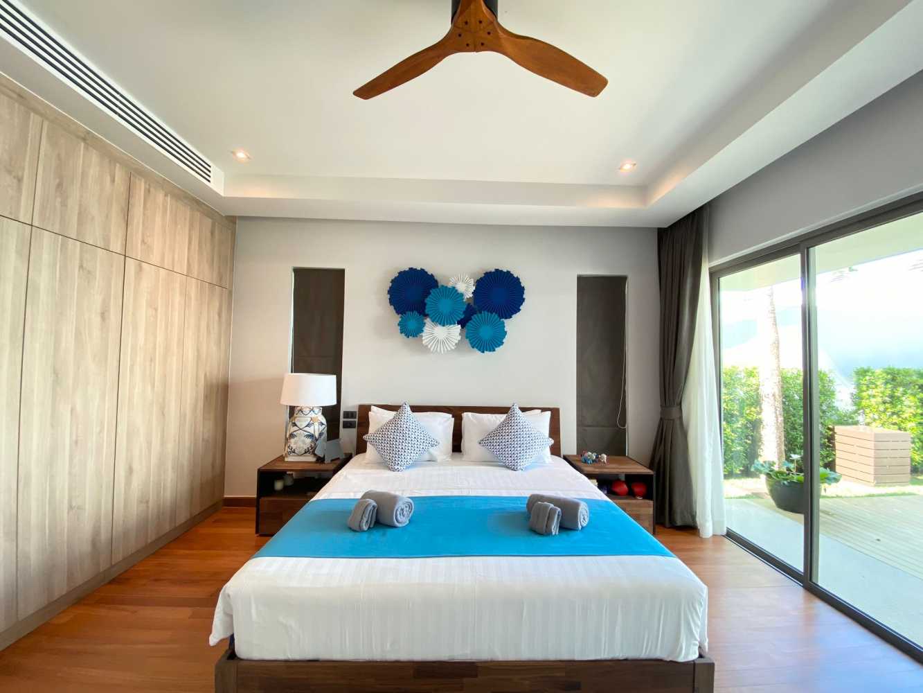 Property image - full photo 10